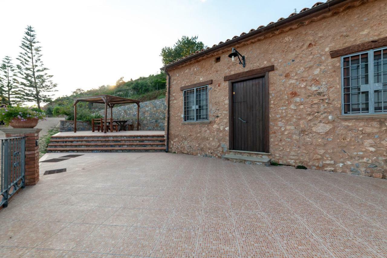 Azienda Agrituristica Le Terre Di San Leonardo Cetraro Exterior photo
